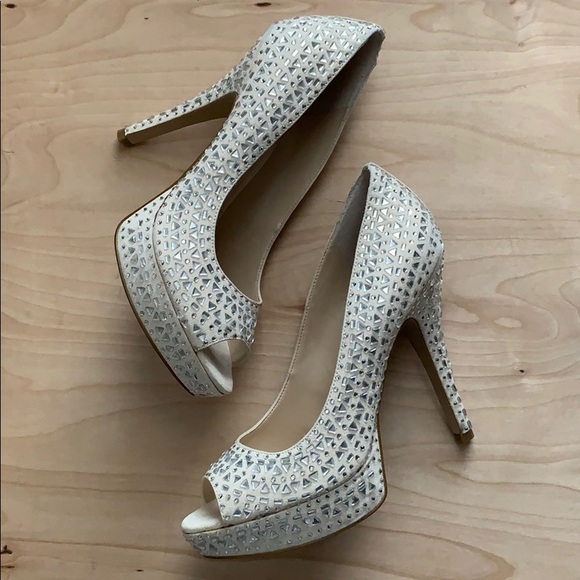 Enzo Sparkle Embellished Heel - Picture 2 of 8